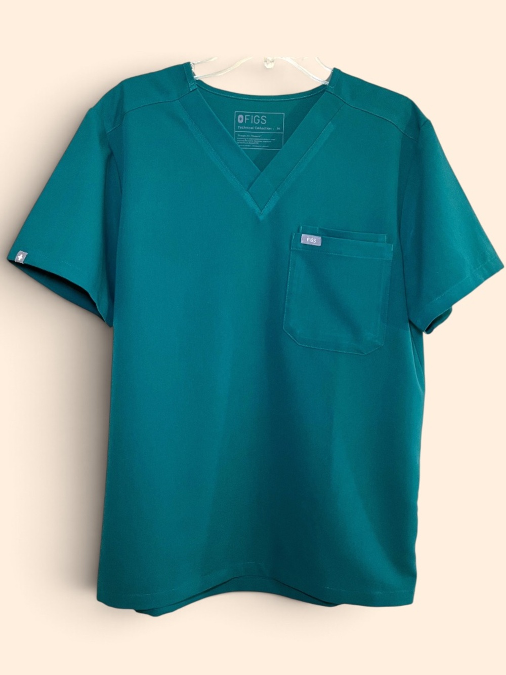 Figs Hunter Green (#1661) Leon Scrub Top Size M